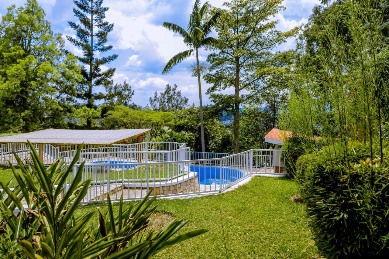 Nature Kigali Exteriör bild